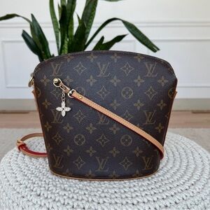 ✅AUTH✅LOUIS VUITTON DROUOT CROSSBODY BAG